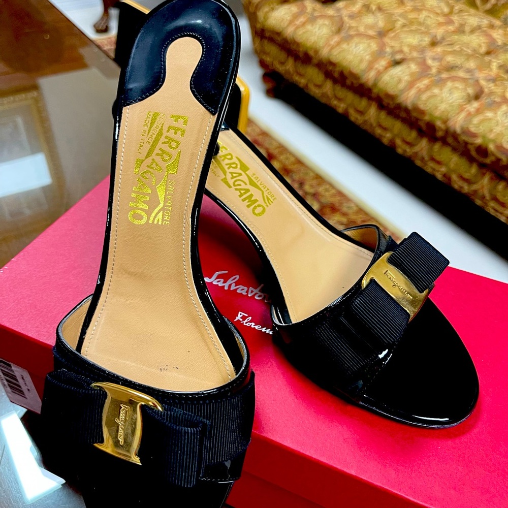 Ferragamo GLORY